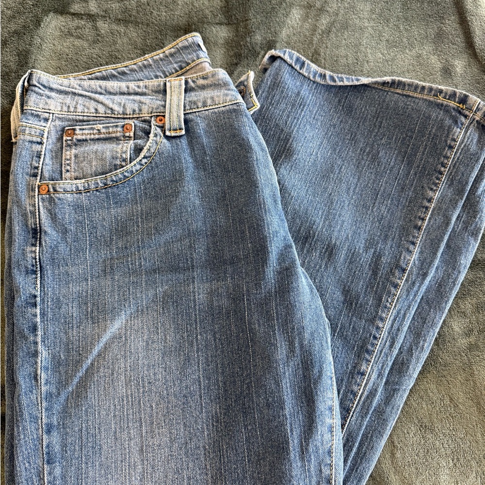 Classic Levi’s 542 Low Flare Denim Jeans